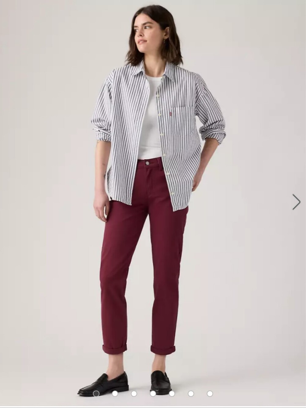 Levi's Mid-Rise Boyfriend Ankle Pants Burgundy